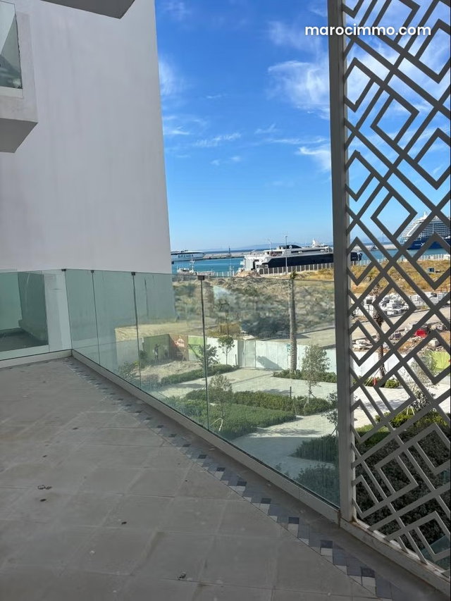 Luxury Seaview Apartment at Tangier Marina — 2
