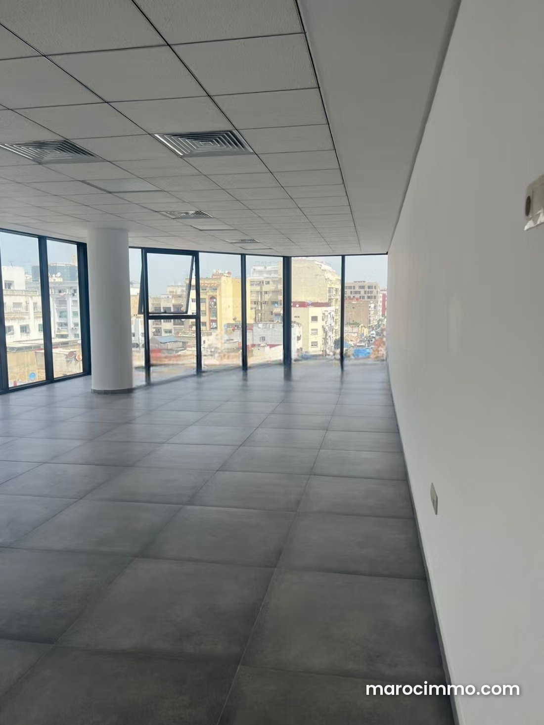 High-End 91 m² Office, Quartier des Hôpitaux, Casablanca — Casablanca