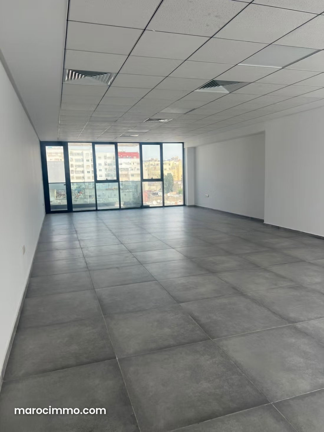 92 m² Office, Quartier des Hôpitaux, Casablanca, for Sale — Casablanca