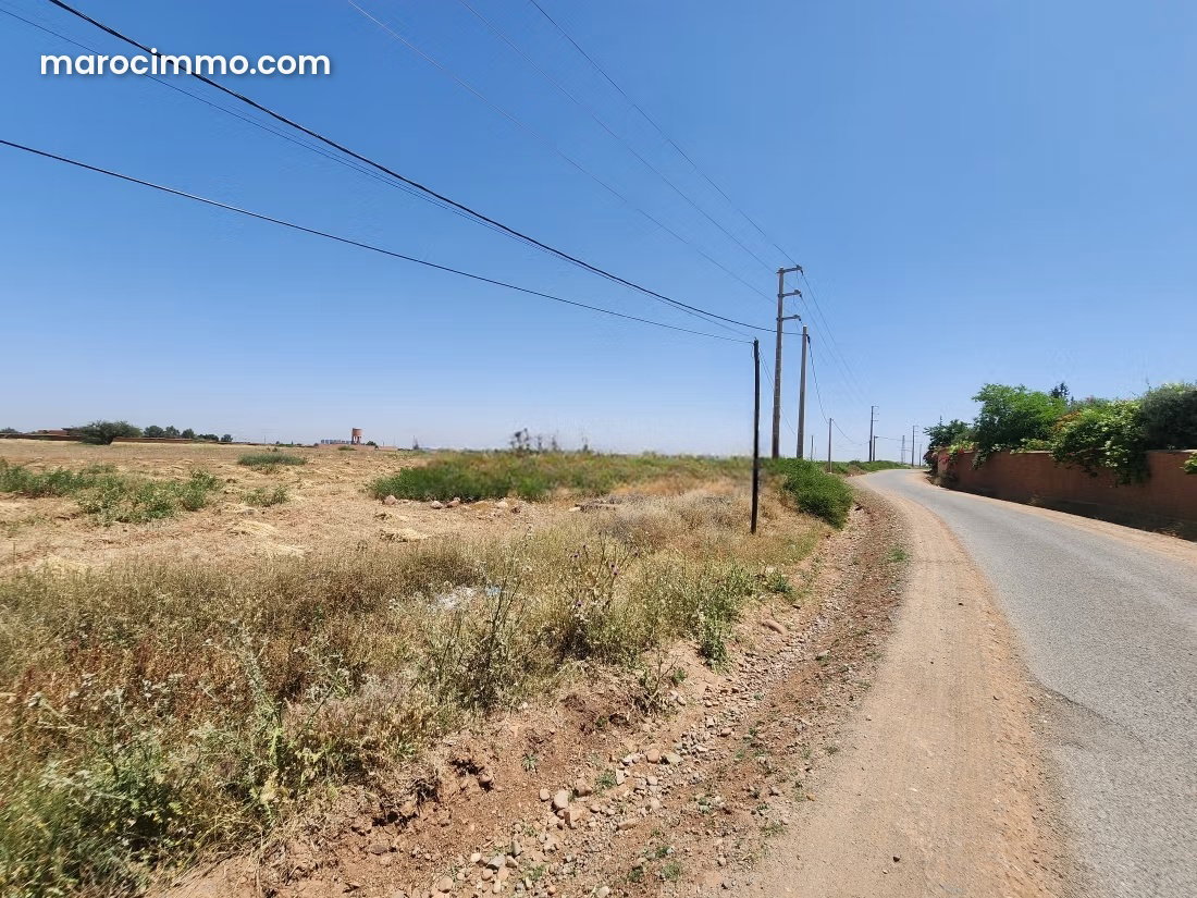 Large Plot for Sale on the Ourika Road in Marrakech — Marrakesh