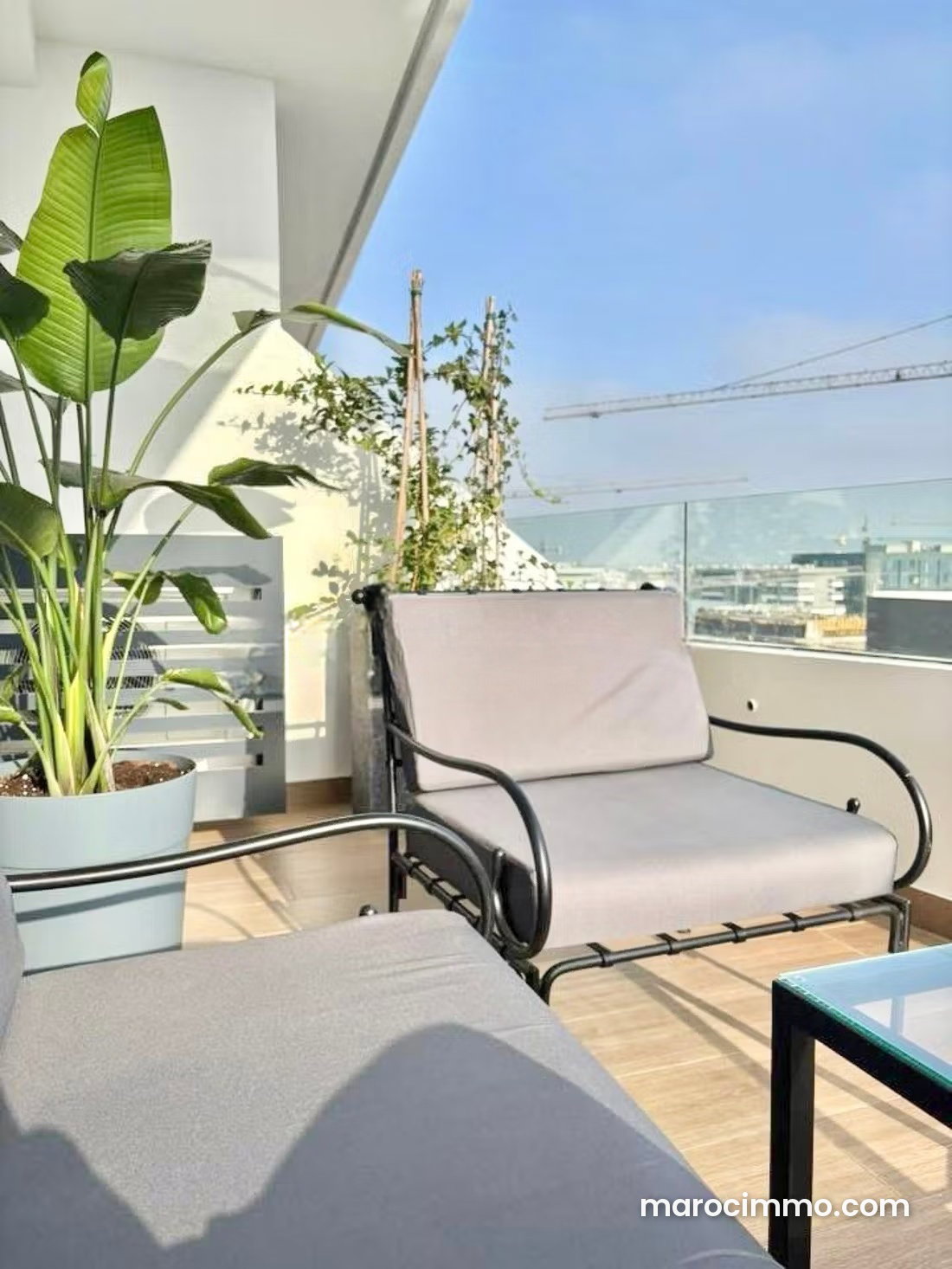 140 sqm Furnished Apartment, Casablanca Finance City, Terrace — Casablanca