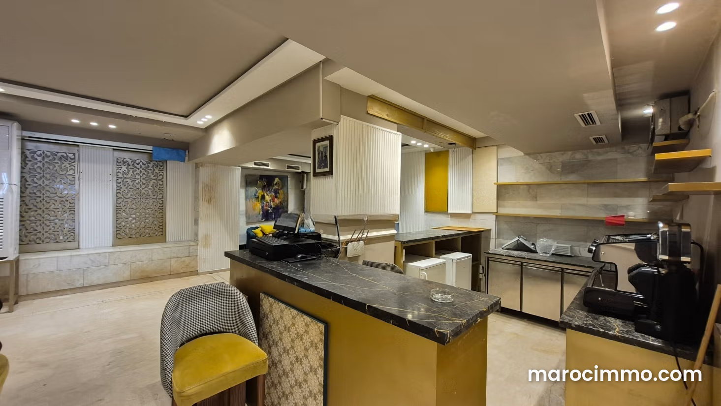 140 sqm Commercial Premises, Racine, Casablanca, Fully Equipped and Operational — Casablanca