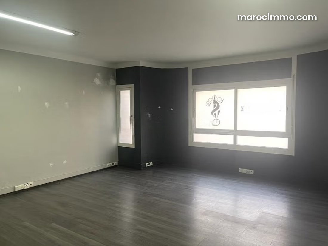 186 m² Office for Rent in Maarif, Casablanca – Building with Elevator — Casablanca