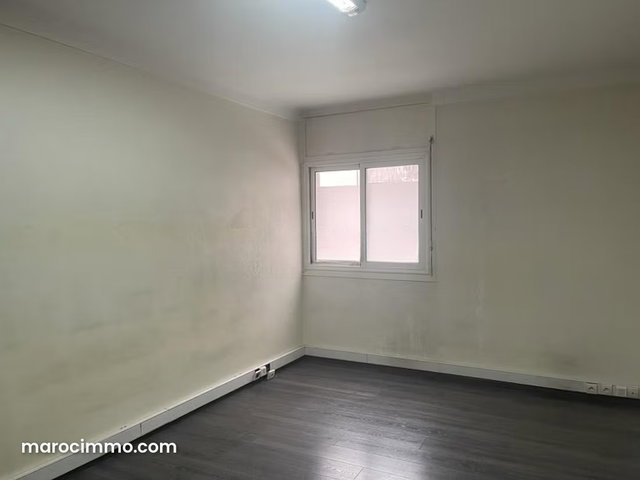 Plateau de Bureau à louer à MAARIF — 3