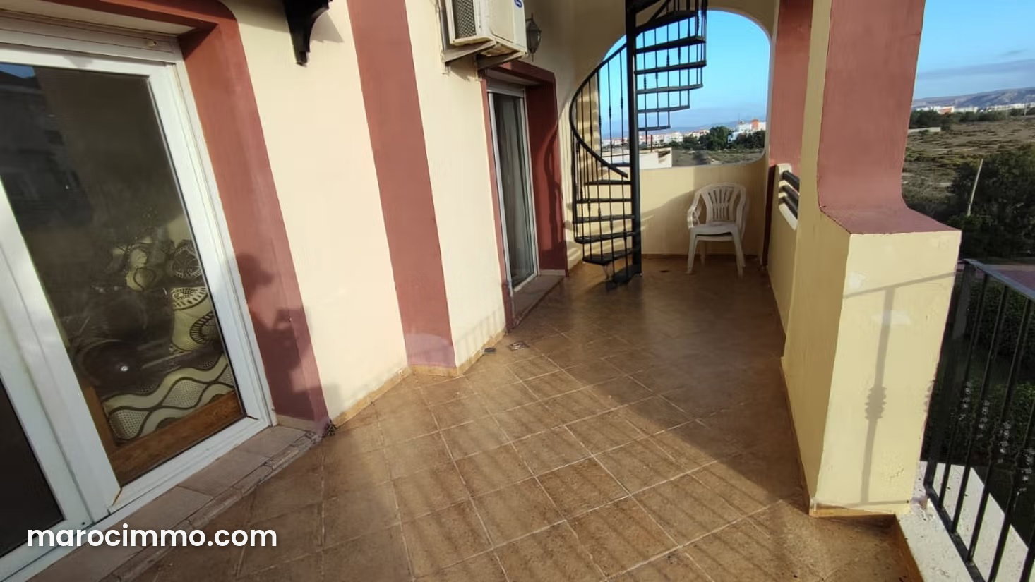 Apartment with sun terrace and mountain views in Saidia — Saidia