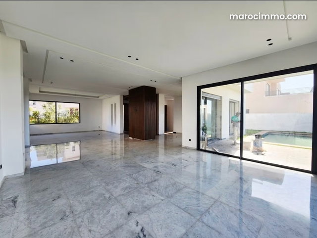Beautiful Twin Villa in Bouskoura's Green City — 2