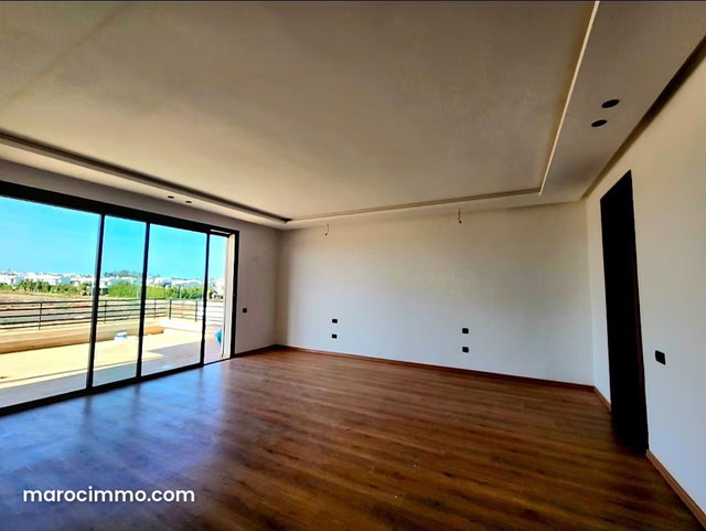 Beautiful Twin Villa in Bouskoura's Green City — 4
