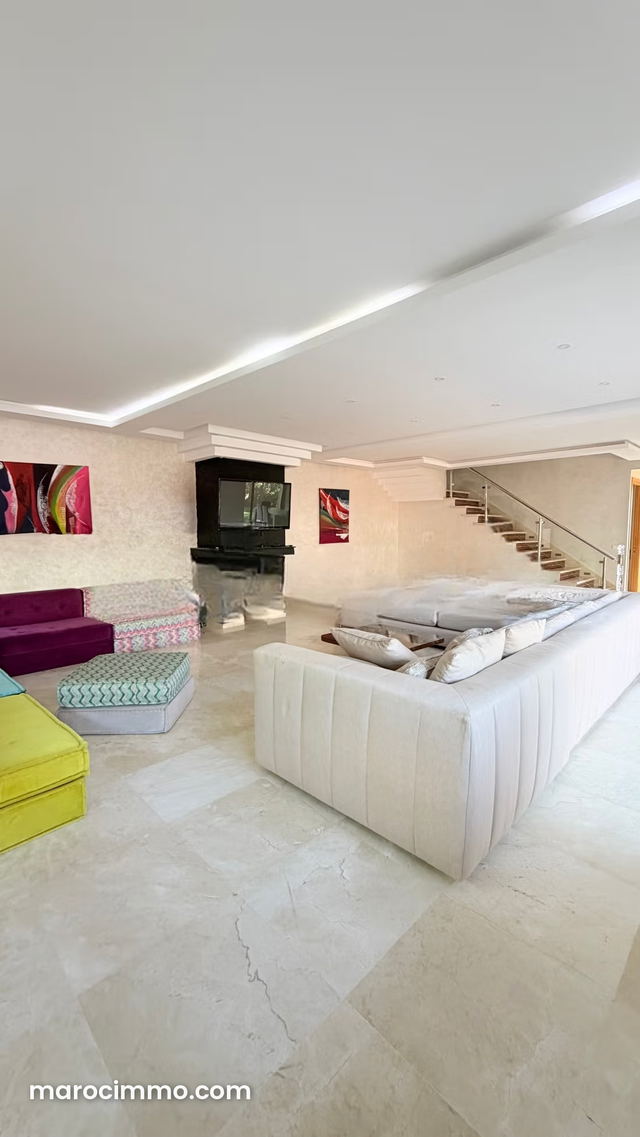 Luxury villa for sale on Route de l'Ourika. 3 comfortable bedrooms — Marrakesh