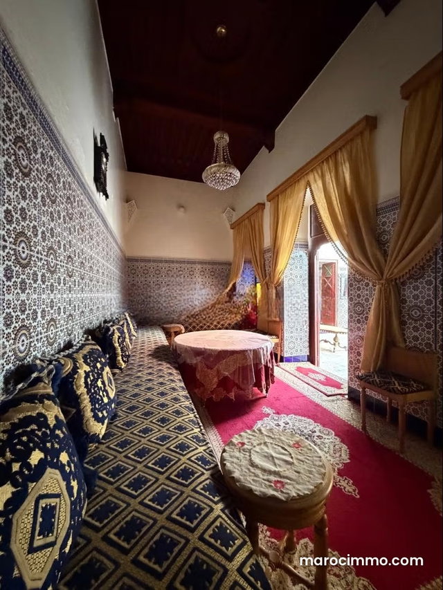 Très beau Riad en vente de 200 m2 au sol à rénover, bien situé à 15 minutes à pieds de la place Jamaa El Fna — 5