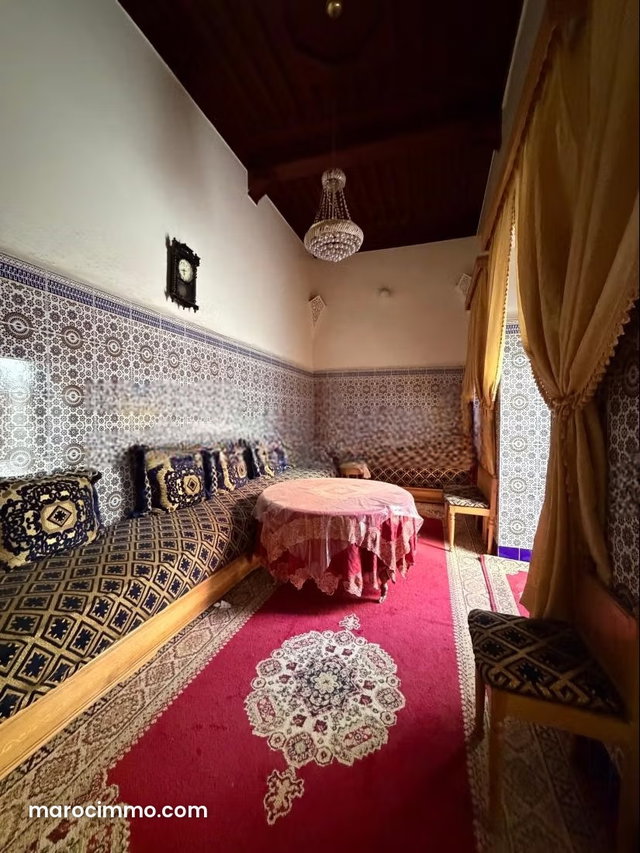 Très beau Riad en vente de 200 m2 au sol à rénover, bien situé à 15 minutes à pieds de la place Jamaa El Fna — 4