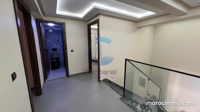 Appartement duplex 3 chambres meublé avec terrasse au rdc à louer victor hugo marrakech — 4