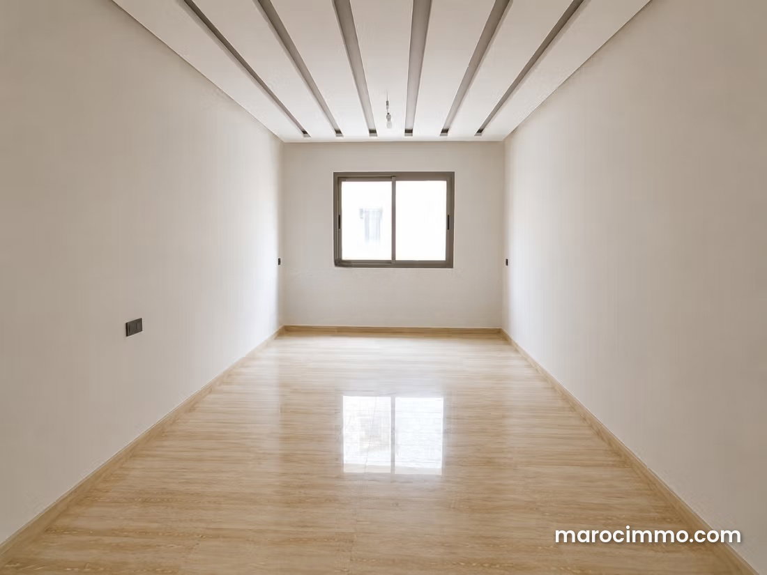 130 sqm Apartment with Garage in Rabat's Ocean Quarter — Rabat