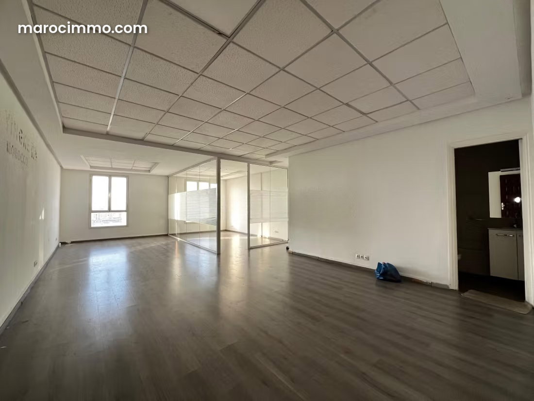 73 sqm Office with Terrace on the 8th Floor in Anfa, Casablanca — Casablanca