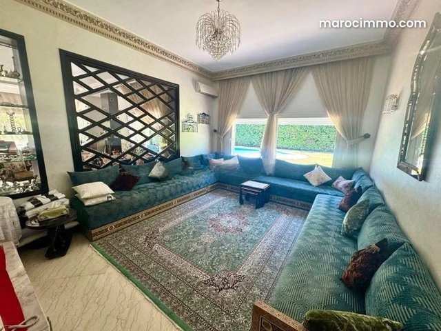 Superb Prestige Villa 4 Facades For Sale in a Closed Residence — 2