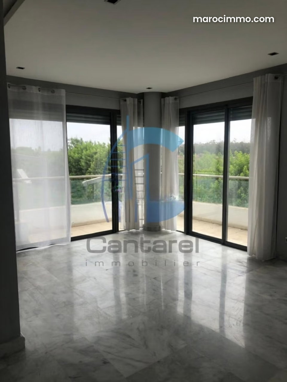 Location spacieux appartement bouskoura