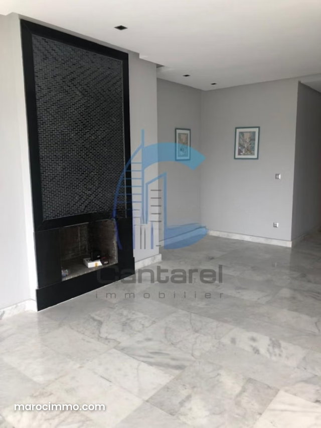 Location spacieux appartement bouskoura — 2