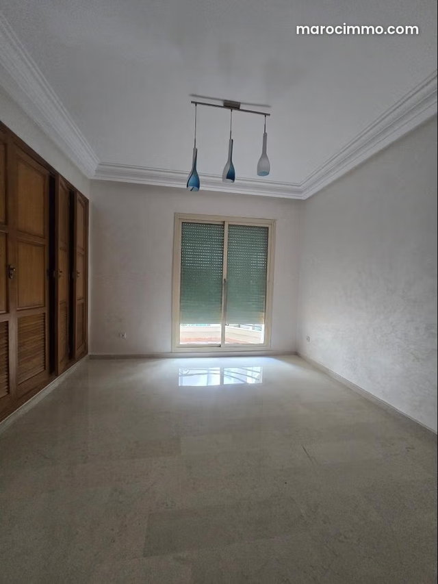 Bourgogne, à vendre appartement haut standing de 3 chambres — 2