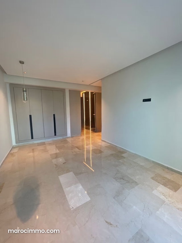 Appartement à louer à Hay Riad — 2