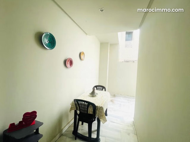 West Bourgogne apartment for rent, 2 bedrooms, terrace — 2