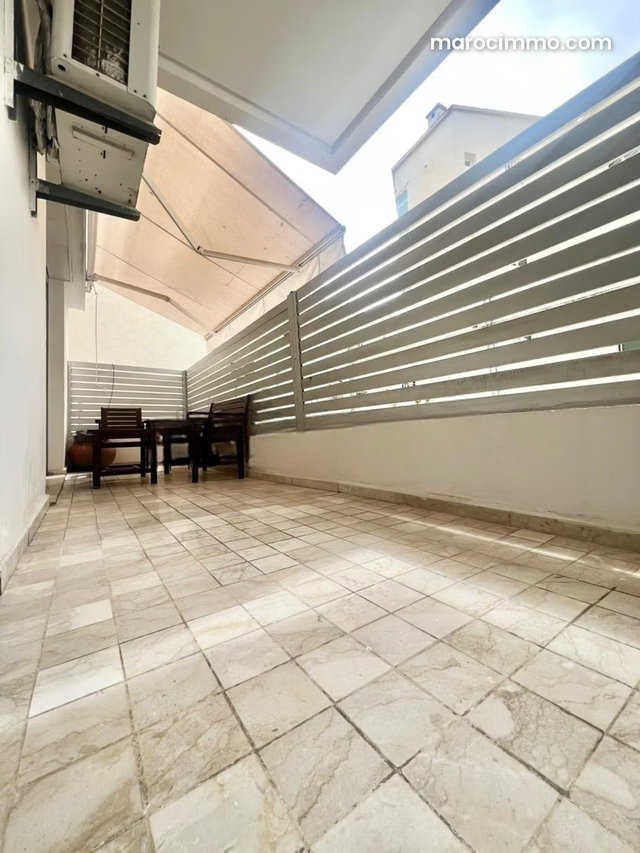 À louer – Studio meublé de standing à Racine — 3