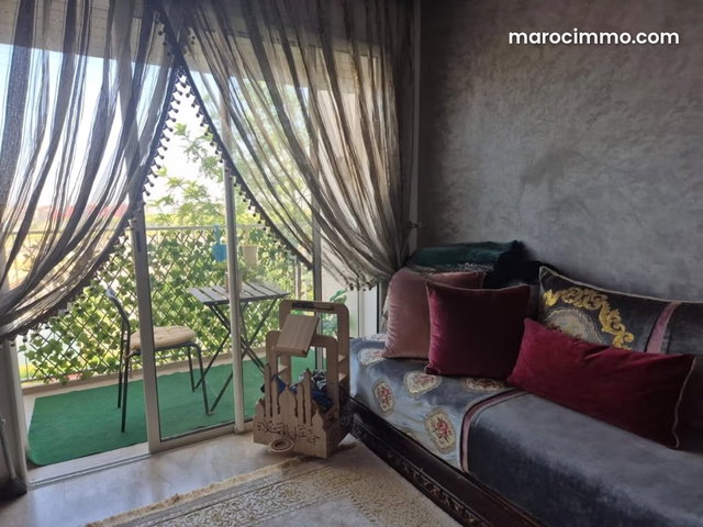 Bel appartement à vendre à Almaz. 3 chambres. Antenne parabolique et sécurité — 3