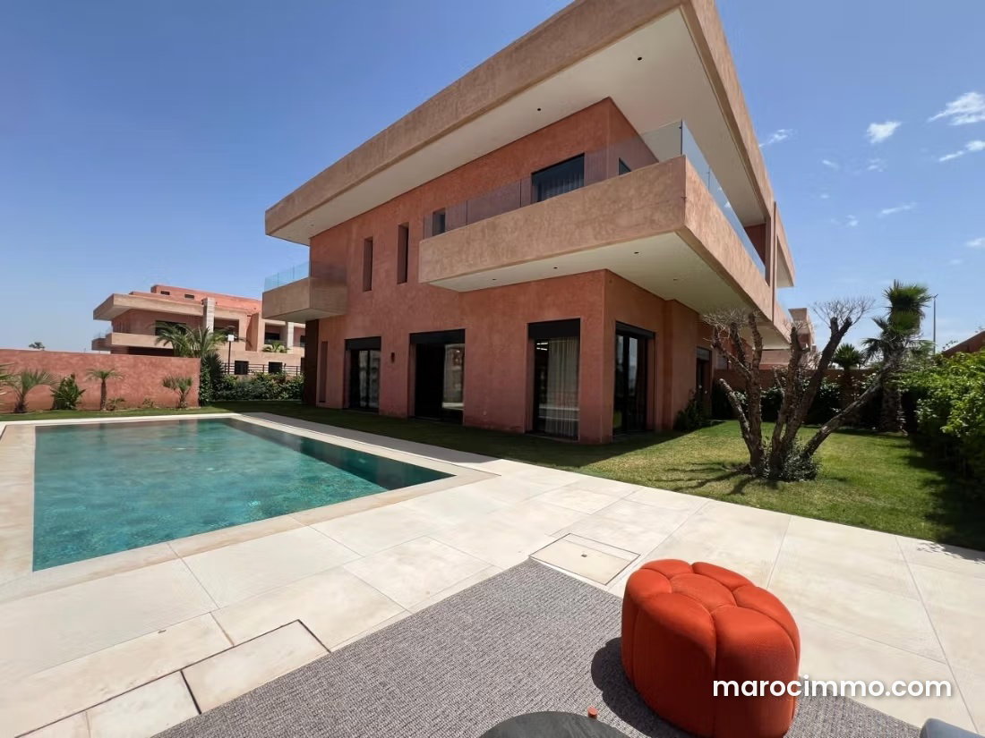 Villa 350 m² sur 10 hectares, Route d'Ourika, Marrakech — Marrakech