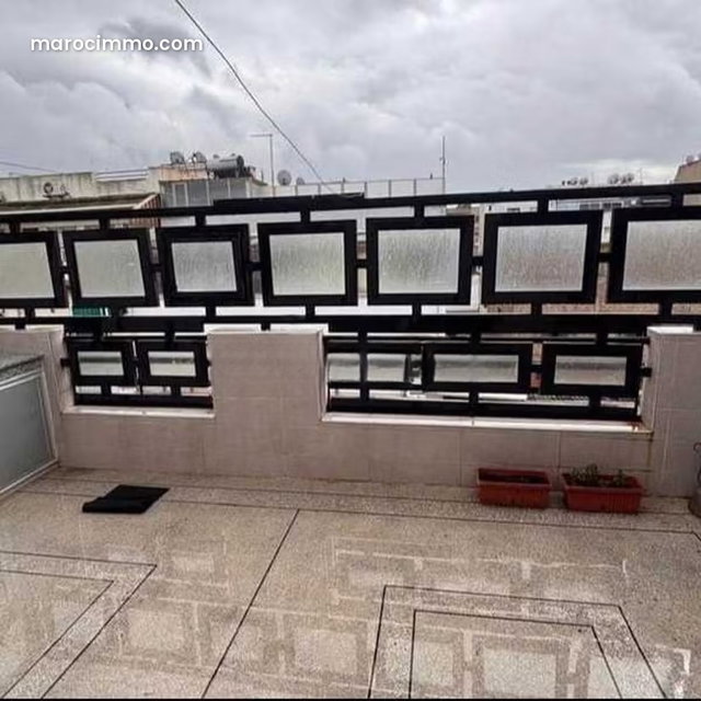 Appartement à Vendre de 151.0 m² à Casablanca, La Gironde — 2