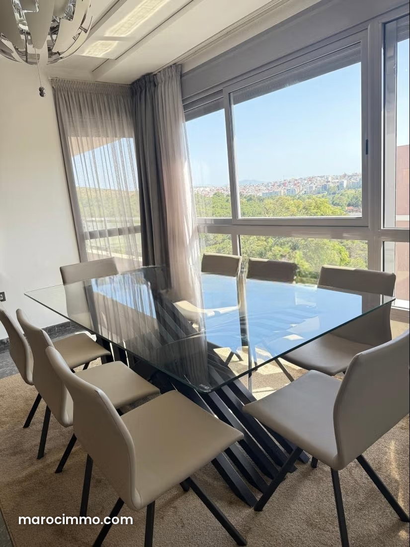 Furnished 130 m² Apartment, 3 Bedrooms with Swimming Pool, Sania, Tangier — Tangier