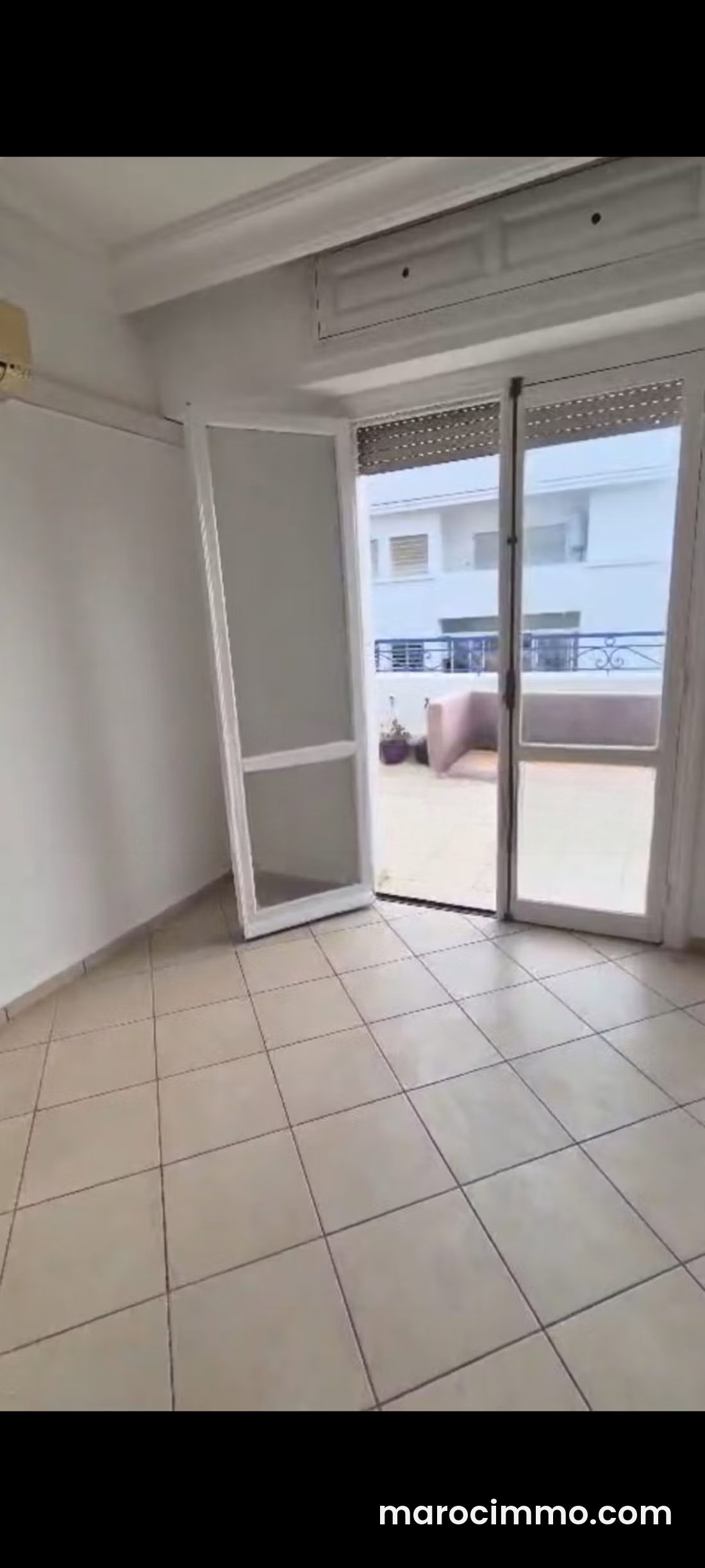 Apartment with terrace for rent in Agdal, Rabat — Rabat