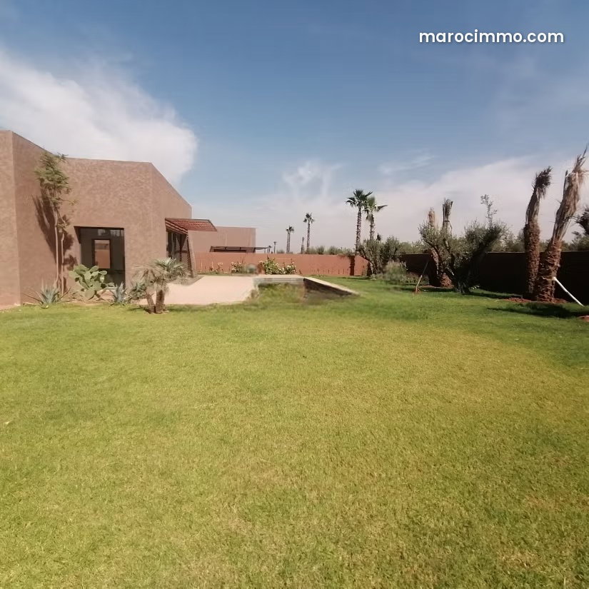 3-Bedroom Villa for Sale on Route de l’Ourika, Marrakech, with Swimming Pool — Marrakesh
