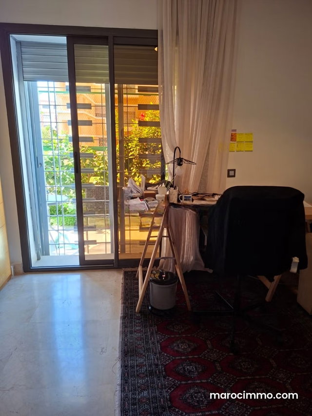 Vend appartement à Riyad Extension. 2 chambres agréables. Ascenseur et places de parking — 2
