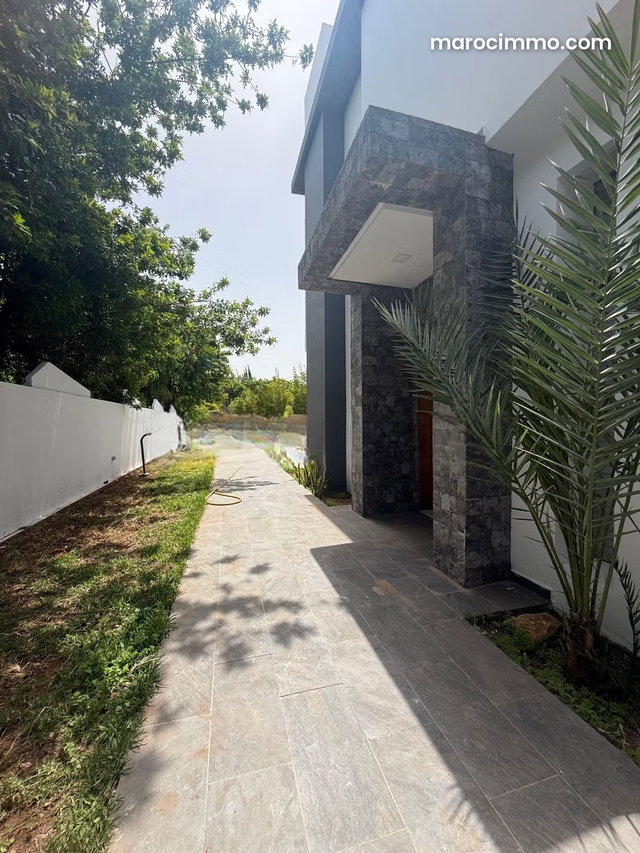 Villa moderne à louer Bouskoura Ville verte Prestigia — 3