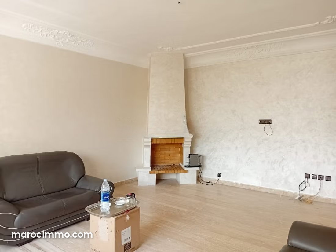 150 sqm Apartment with Terrace in Palmier, Casablanca — Casablanca