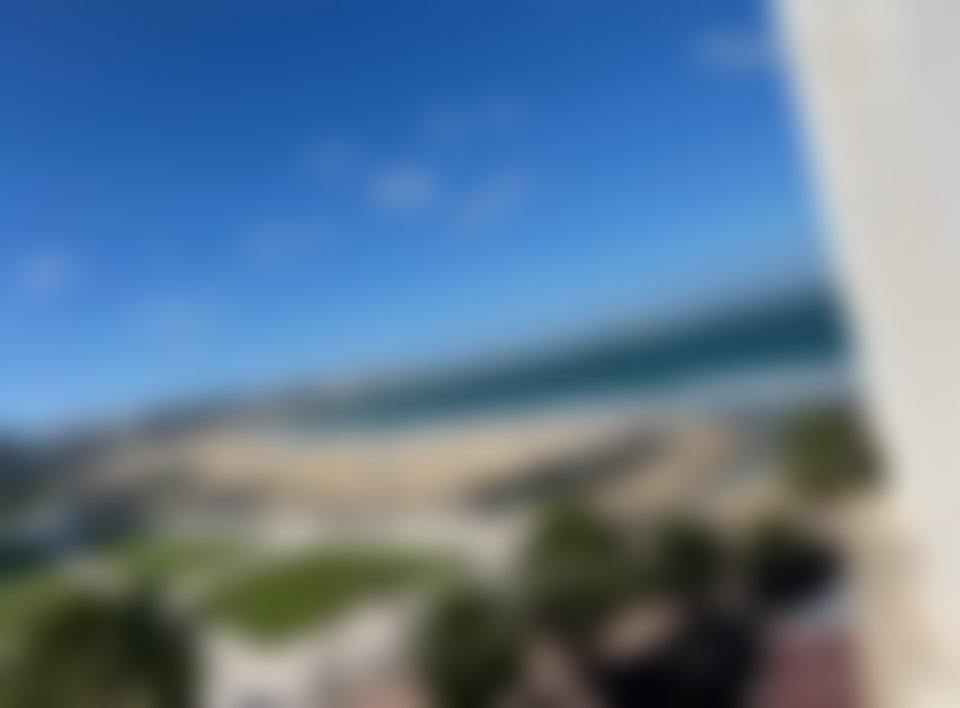 شقة مفروشة بإطلالة بحرية للكراء بطنجة سيتي سنتر