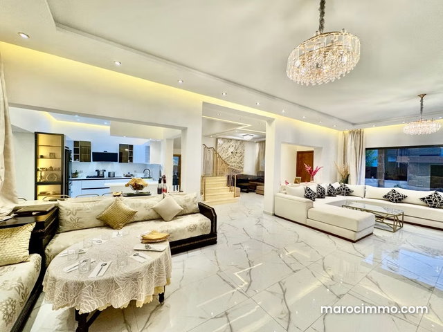 Villa de luxe à louer à Route de Tahanaout. Superficie 500 m². Meublé — 5