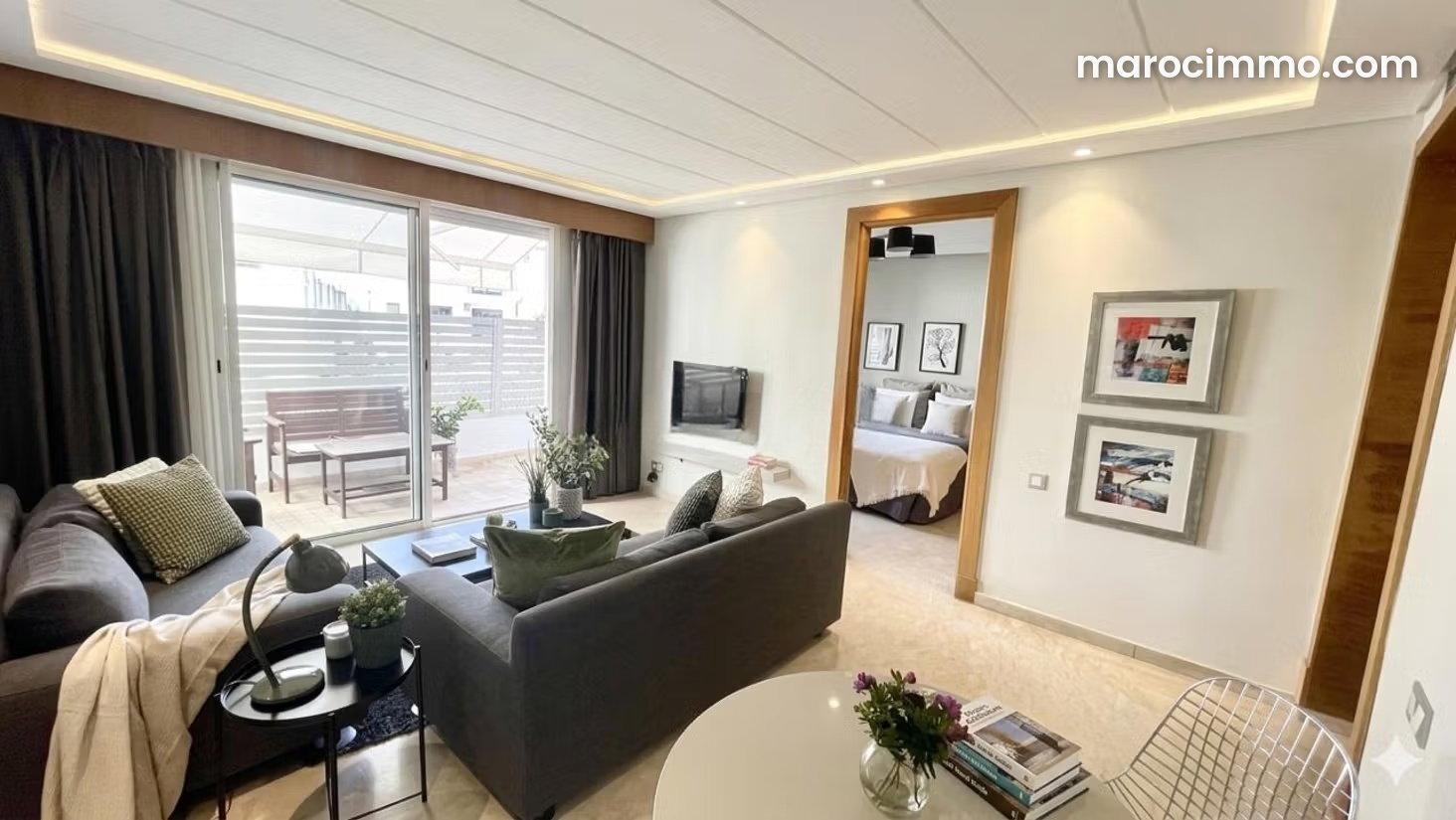 Furnished apartment with terrace for rent in Racine, Casablanca — Casablanca