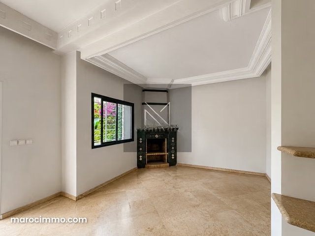 Dar Bouazza, Villa à Vendre avec piscine et jardin — 5