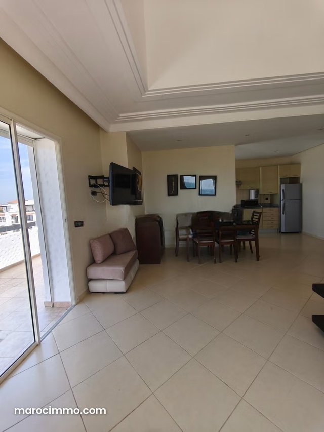 Bel appartement à vendre à Asilah. Surface totale 98 m². Cuisinière avec four — 5