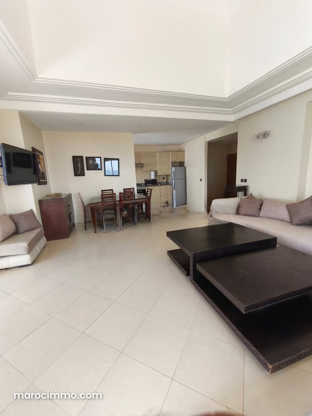 Bel appartement à vendre à Asilah. Surface totale 98 m². Cuisinière avec four — 2