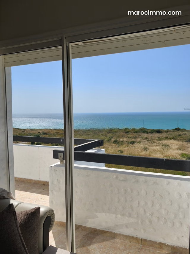 Bel appartement à vendre à Asilah. Surface totale 98 m². Cuisinière avec four — 3