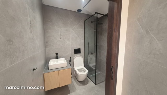 Studio neuf haut standing de 41 m² à louer – Hermitage, Casablanca — 4