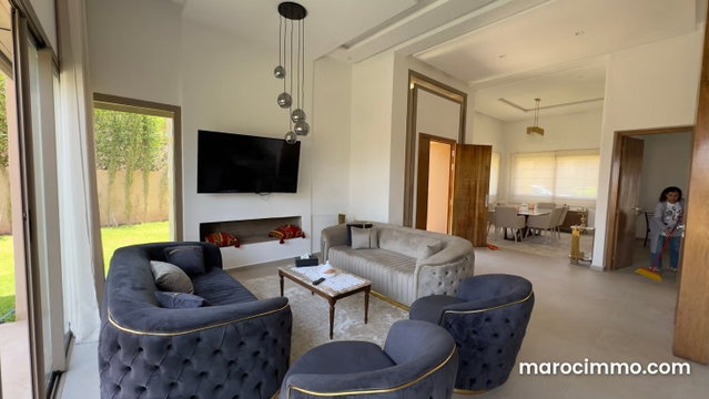 À Vendre: Villa d’Exception Sans Vis à Vis – Route de Tahanaout, Marrakech — 4