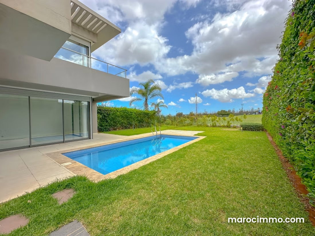 300 sqm villa with pool and golf views, Ville Verte Bouskoura — Bouskoura