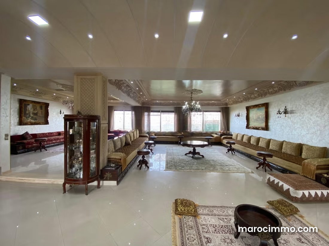 Villa 600 m² à vendre, Nassim, Casablanca, 5 chambres — Casablanca