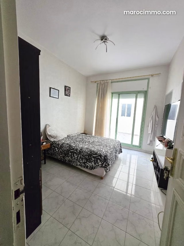 Appartement 4 chambres à Louer Vide ou Meublé — 4