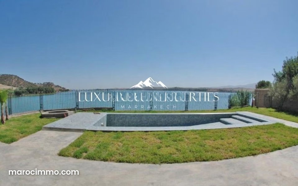 Propriété au bord du barrage de Lalla Takerkoust