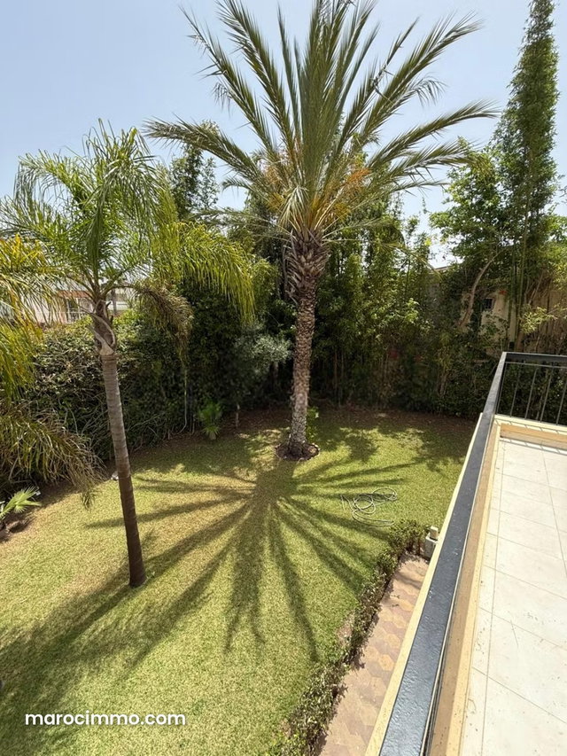 Louer – Superbe villa à OLM Souissi — 3