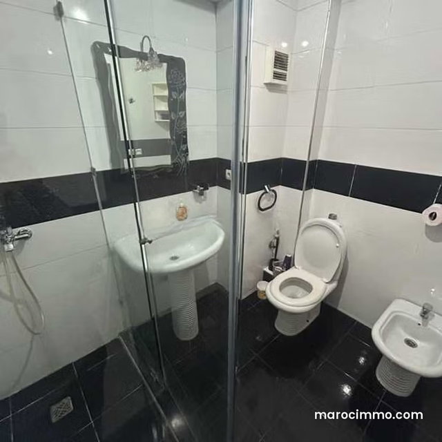 Appartement à Louer de 126.0 m² à Casablanca, Hopitaux — 5