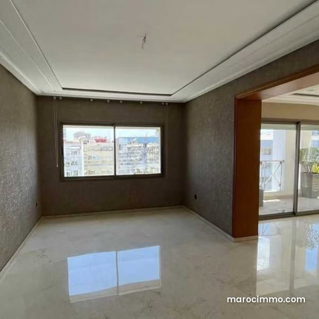 Appartement à Vendre de 431.0 m² à Casablanca, Triangle D'Or — 3