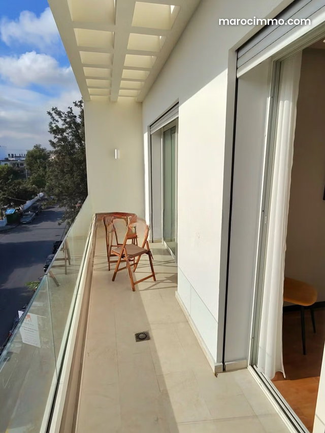 Bel appartement en location à Oasis. 1 belle chambre. Système de parabole et résidence sécurisée — 4